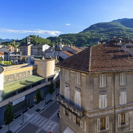 Apartamento Panoramic Penthouse - In The Heart Of Domodossola